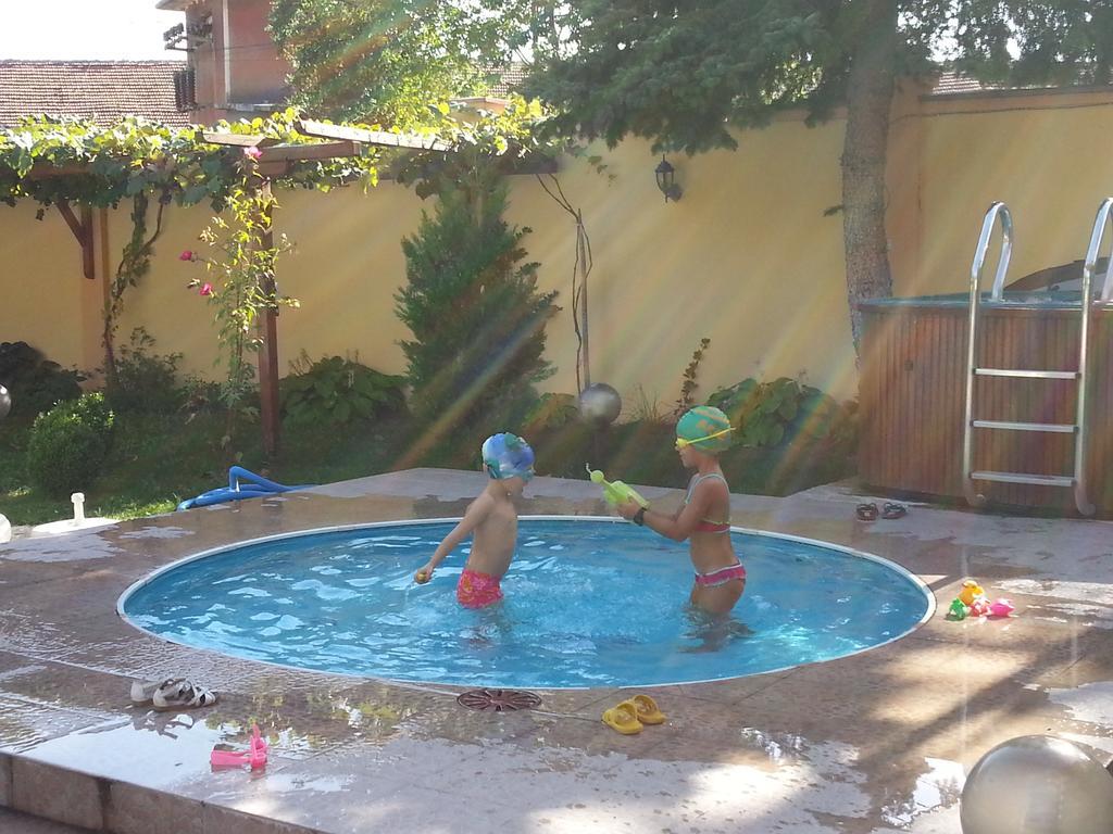 ולינגראד Family Hotel IV מראה חיצוני תמונה