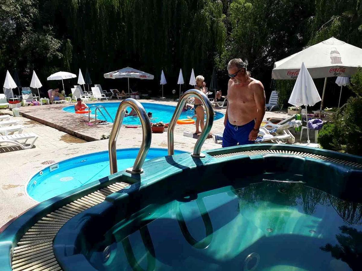 ולינגראד Family Hotel IV מראה חיצוני תמונה