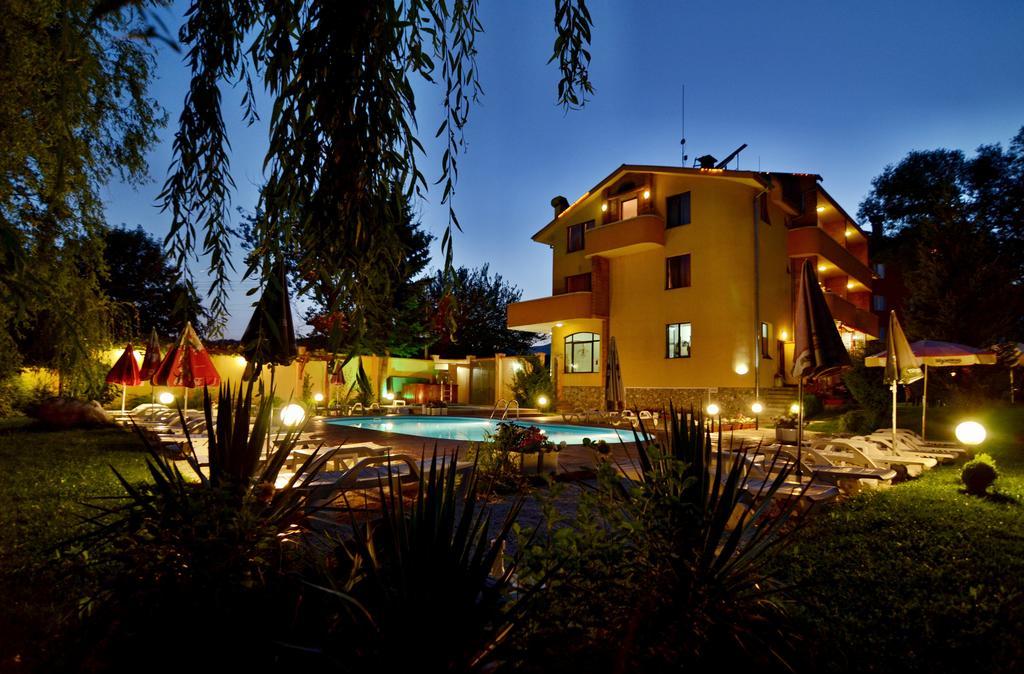 ולינגראד Family Hotel IV מראה חיצוני תמונה