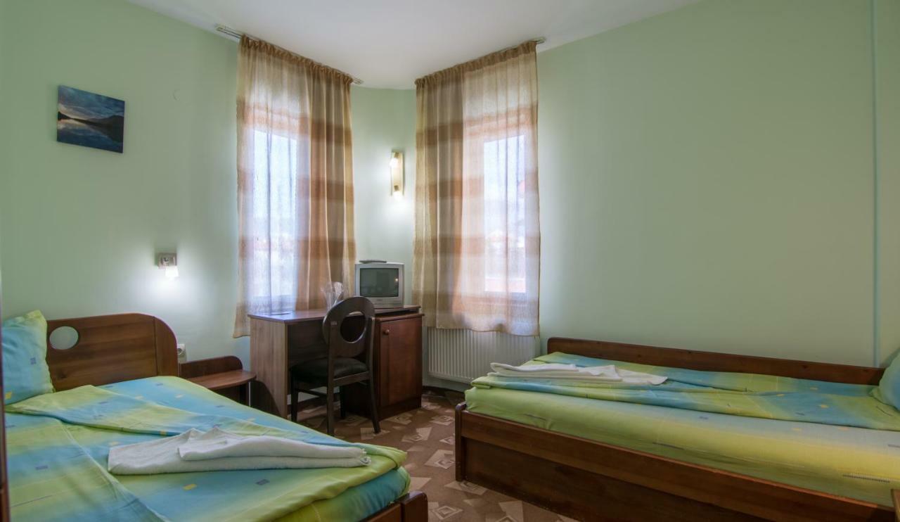 ולינגראד Family Hotel IV מראה חיצוני תמונה